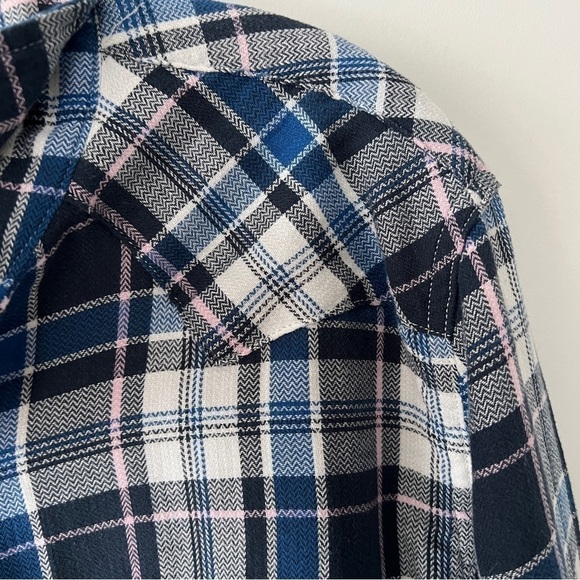 Levi’s Pearl Snap Plaid Flannel Button Down Western Shirt Shacket - Picture 5 of 12